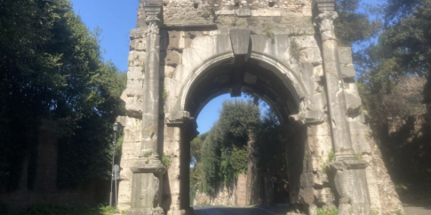 Arco di Druso – Acquedotto Antoniniano Arco di Druso – Acquedotto Antoniniano