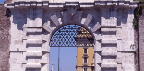 Porta San Giovanni