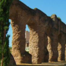Acquedotto Alessandrino in Viale dell’Acquedotto Alessandrino Acquedotto Alessandrino in Viale dell’Acquedotto Alessandrino