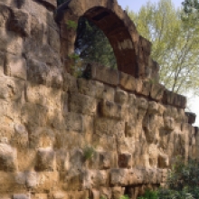 Mura Servine Piazza Albania